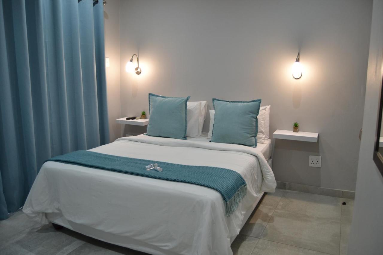 African Sands Guesthouse Load Shedding Free Bloemfontein Ngoại thất bức ảnh